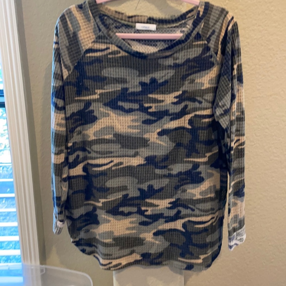 Camo Cherish Long sleeve top